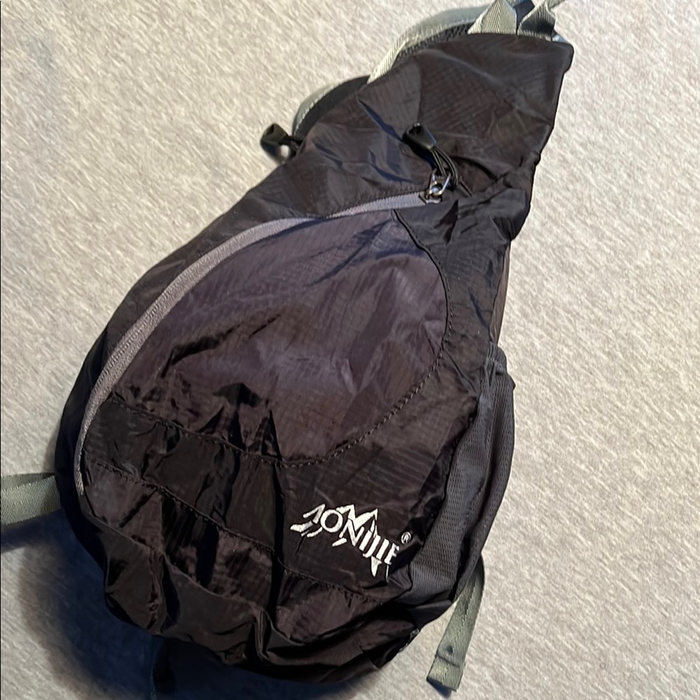 Aonijie Packable Sling Backpack - image 1